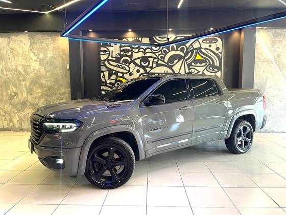 RAM RAMPAGE 2.0 HURRICANE 4 TURBO GASOLINA R/T 4X4 AUTOMÁTICO